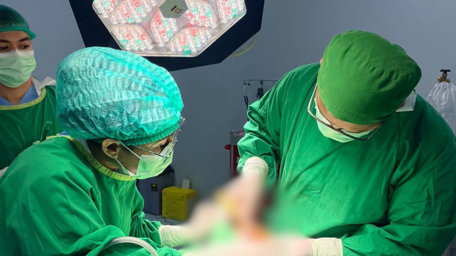 dr. Qori Haly, Sp. BP.RE - Klinik Utama DR Indrajana
